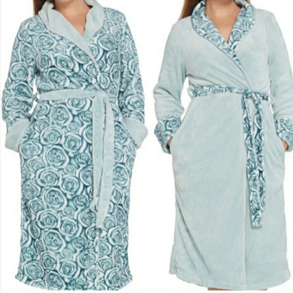 Casa Zeta-Jones Womens reversible blue/blue white floral rosette robe, Size S - Picture 15 of 16